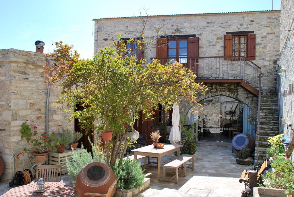 Maison d'hôtes Vavla Rustic Retreat Extérieur photo