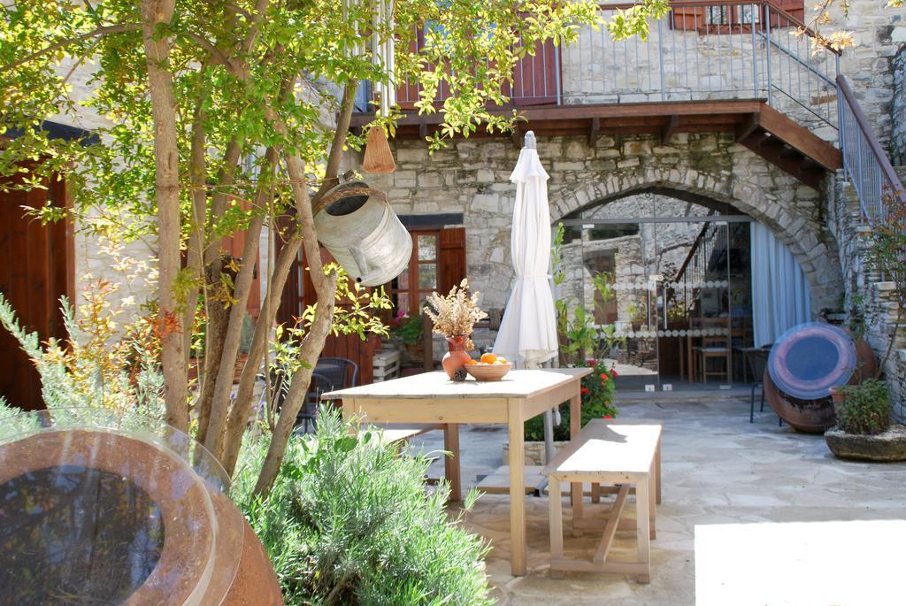 Maison d'hôtes Vavla Rustic Retreat Extérieur photo