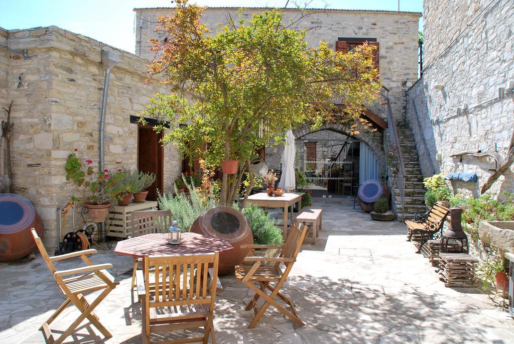 Maison d'hôtes Vavla Rustic Retreat Extérieur photo